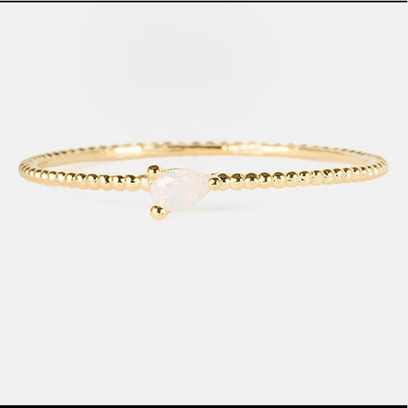 Dainty Gold Dot Band with Tiny Pair-Cut Opal Stone-sz 6 or 7 only- Boutique - Picture 4 of 7